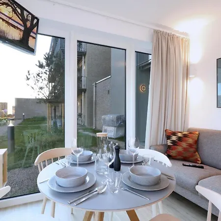 2 Bedroom Cozy In Lembruch-duemmer * Lembruch